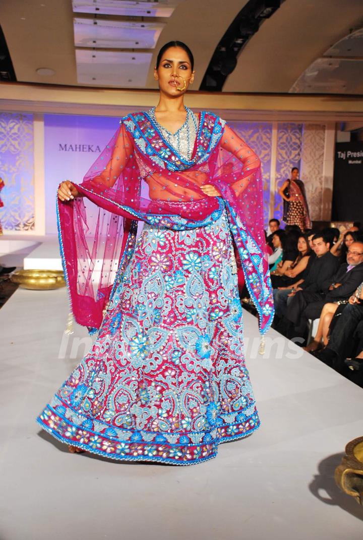 Model walks the ramp for designer Maheka Mirpuri at Taj President in Mumbai