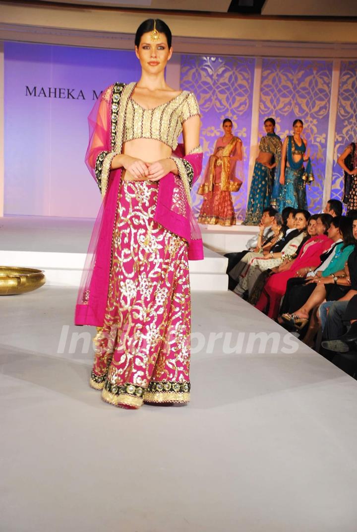 Model walks the ramp for designer Maheka Mirpuri at Taj President in Mumbai