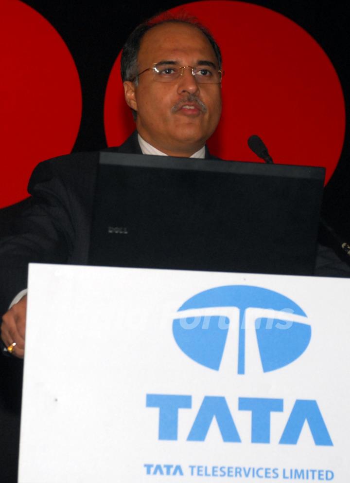 TTSL Managing Director Anil Sardana at a press conferance to announced the commercial launch of TATA Docomo GSM Service in Kolkata on Thursday 8th Oct 09