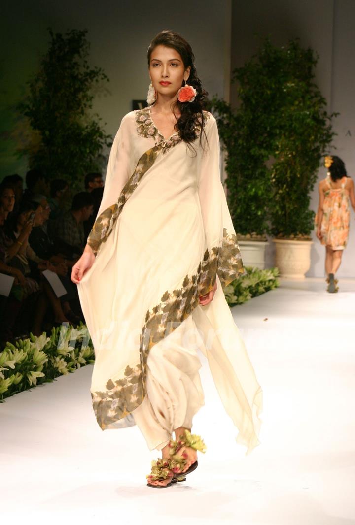 A model on the ramp during &quot;The Ashima and Leena Show&quot; at the Wills Lifestyle India Fashion Week in New Delhi on Saturday 24 Oct 09