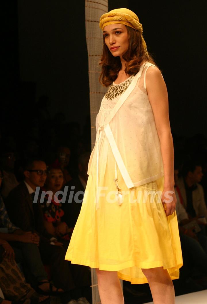 A model showcasing designer Ritu Kumar creation at the Wills Lifestyle India Fashion week in New Delhi on Sunday