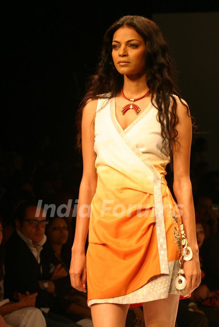 A model showcasing designer Ritu Kumar creation at the Wills Lifestyle India Fashion week in New Delhi on Sunday