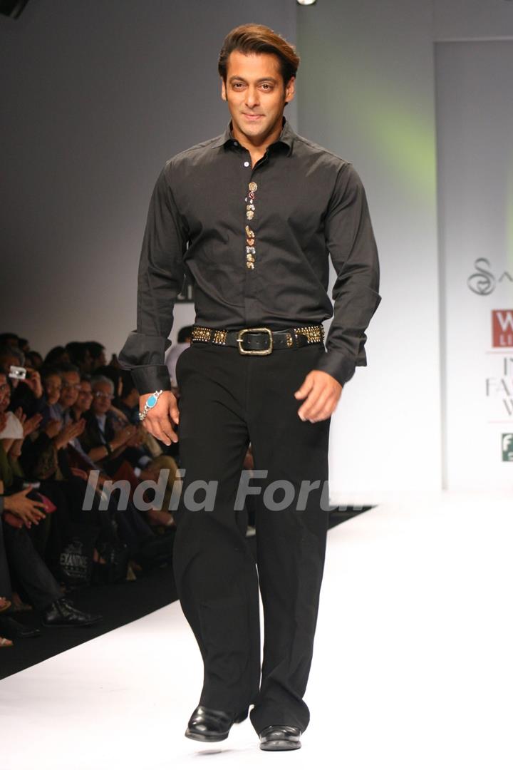 Salman Khan at the designer Sanjana Jon show at the Wills Lifestyle India Fashion Week in New Delhi on Sunday 25 Oct 2009