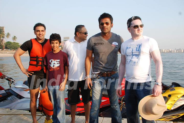 Sunil Shetty at Formula One Jet Ski Race at H20