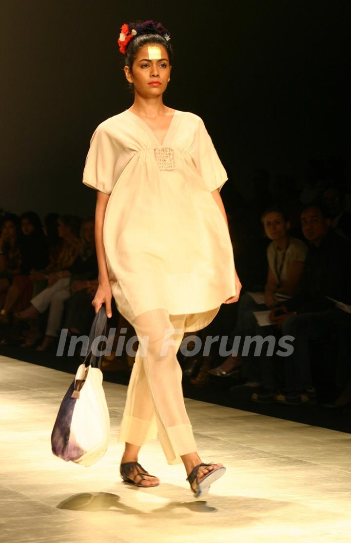 A Model showcasing designer Sanchita''s creation at the Wills Lifestyle India Fashion Week in New Delhi on Monday 26 Oct 2009