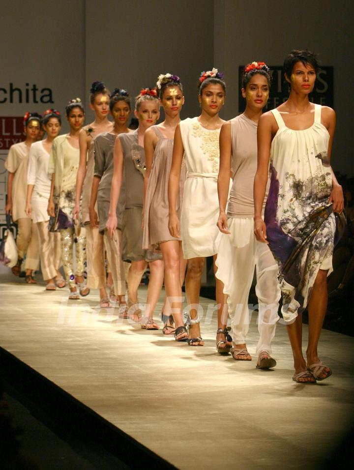 A Model showcasing designer Sanchita''s creation at the Wills Lifestyle India Fashion Week in New Delhi on Monday 26 Oct 2009