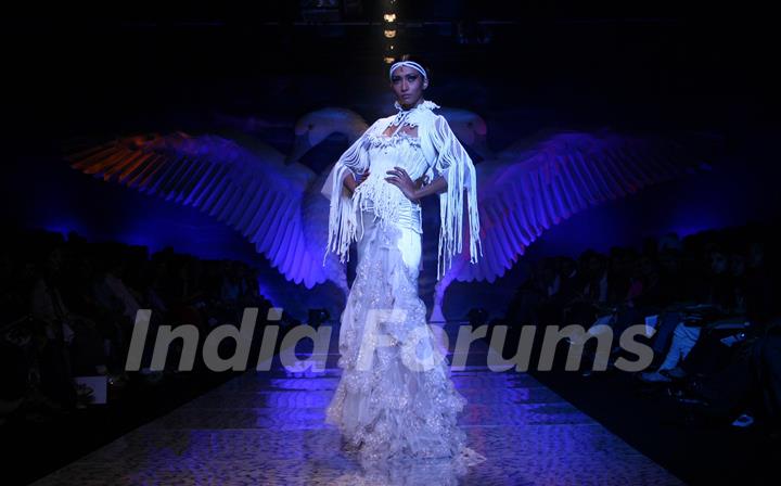 A model showcasing designer Suneet Verma''s creation at the Wills Lifestyle India Fashion week in New Delhi on Tuesday 27 Oct 2009