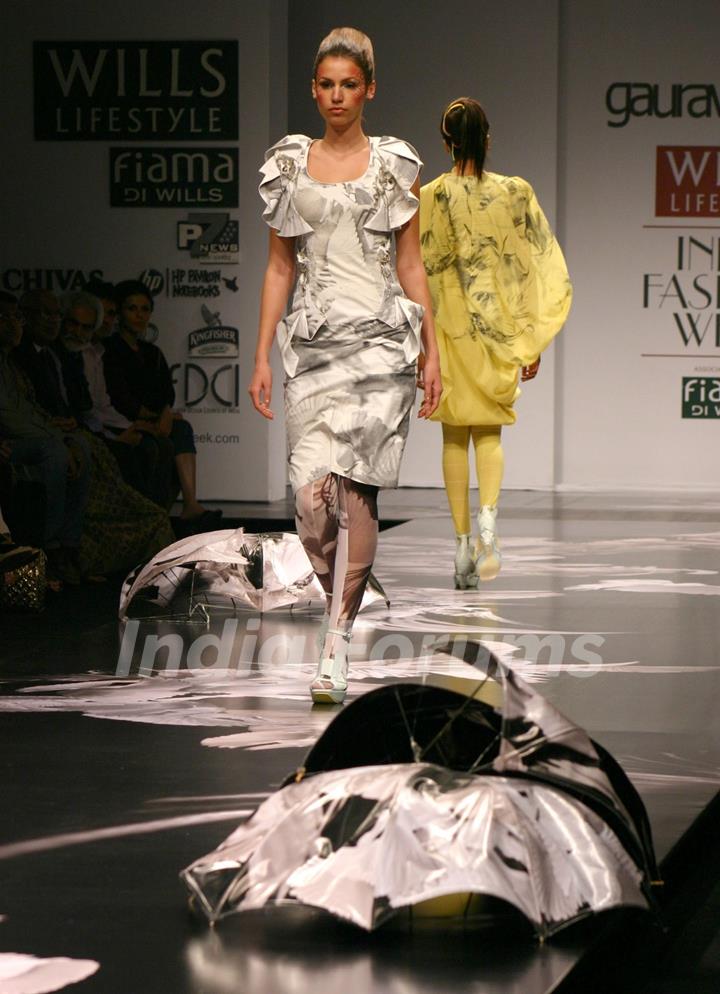 A model showcasing designer Gaurav Gupta''s creation at the Wills Lifestyle India Fashion week in New Delhi on Tuesday 27 Oct 2009