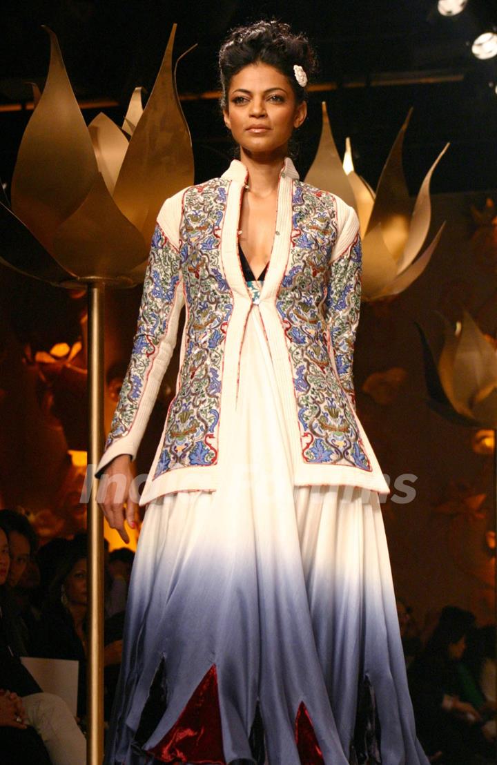 A model showcasing designer Rohit Bal''s grand finale at the Wills Lifestyle India Fashion Week in New Delhi on Wednesday night 28 Oct 2009