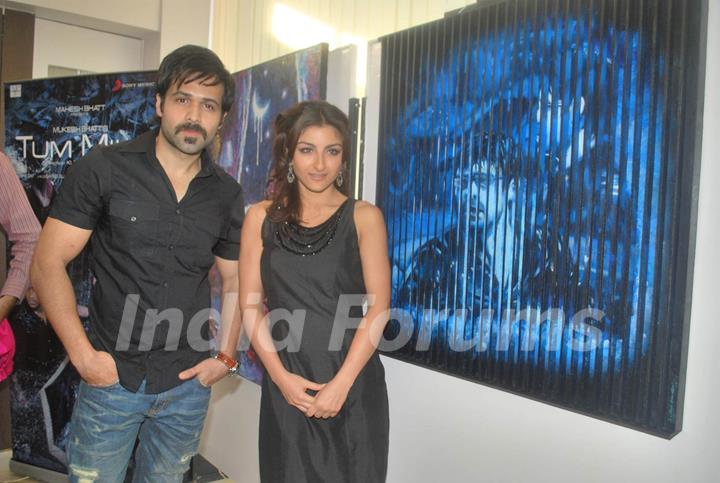 Emraan Hashmi and Soha Ali Khan at Tum Mile 3- D Painting Launch in Mumbai