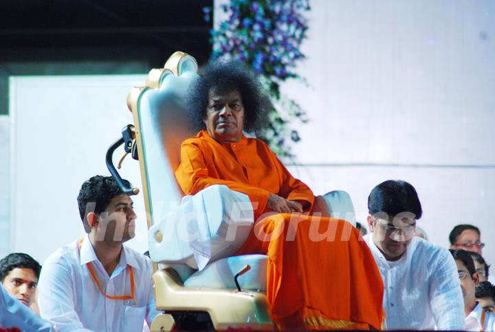 Sathya Sai Baba show at NSE