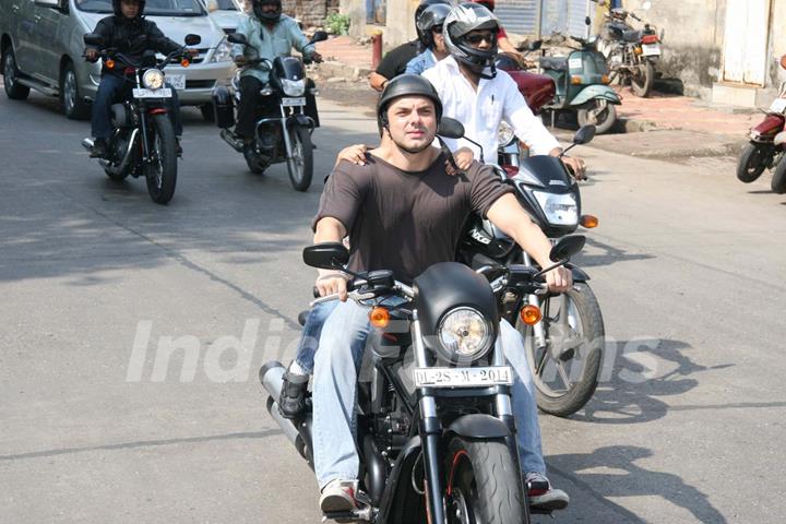 Sohail Khan with his son at Harley Davidson rally at VT to Bandra