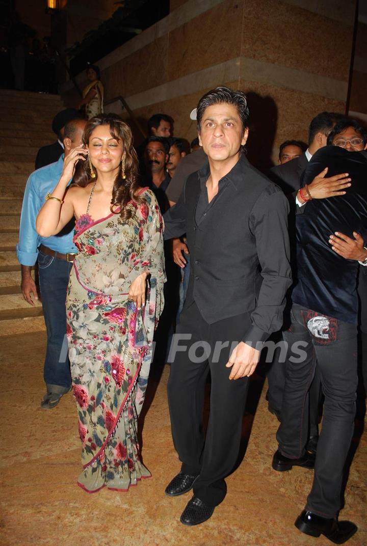 Shahrukh Khan and his wife Gauri Khan at the Shilpa Shetty''s wedding reception
