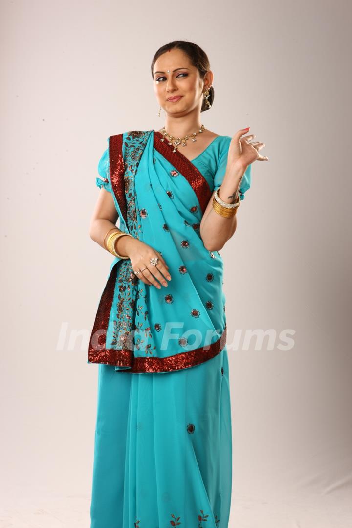 Lavina Tandon as Ranjan Ba Darbar