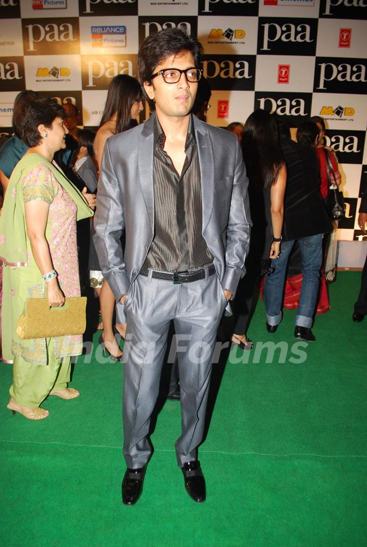 Bollywood actor Ritesh Deshmukh at the premiere of film &quot;Paa&quot;