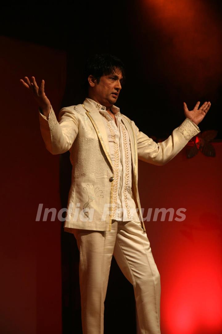 Shekhar Suman''s play premiere at St Andrew''s