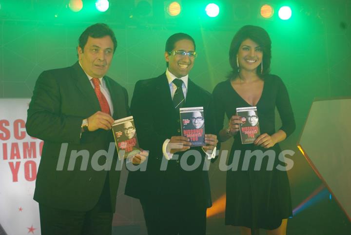 Priyanka Chopra and Rishi Kapoor at the launch Arindam Chaudhuri