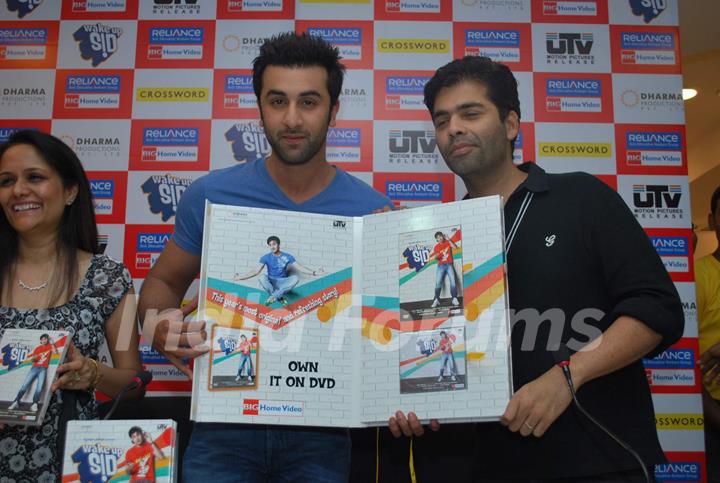 Ranbir Kapoor and Karan Johar at Wake Up Sid DVD launch