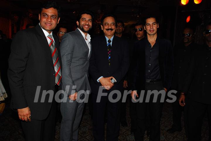 Aftab Shivdasani and Dino Morea at tycoon Manoj Jayaswal''s daughter wedding Swatee with Lalit Tayal