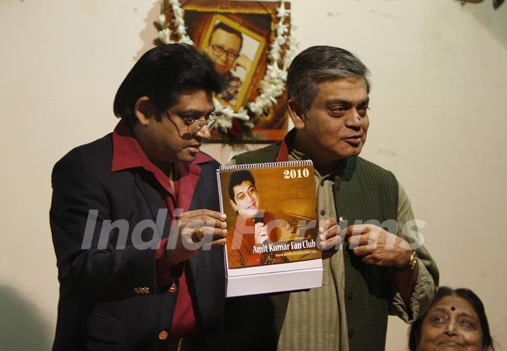 Amit Kumar, Sandip Roy & Ruma Guha Thakurta in 5th year celebration of Amit Kumar''s 40 years in his industry by launching a calendar of 2010 featuring the Singer in various moods by Amit kumar Fan Club Kolkata, on Sunday