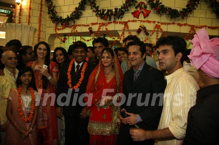 Fardeen Khan promotes his film &quot;Dulha Mil Gaya&quot;