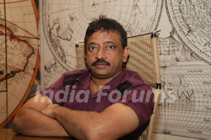 Director Ram Gopal Varma promotes &quot;Rann&quot; at Andheri
