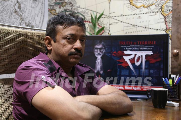 Director Ram Gopal Varma promotes &quot;Rann&quot; at Andheri