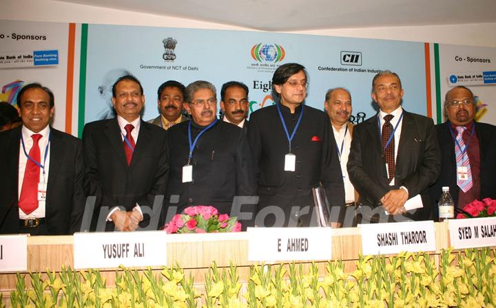 Union Minister for Overseas Indian Affairs Vayalar Ravi and Union Minister (MOS) Shashi Tharoor with the Delegates during the Gulf Session at the 8th Pravasi Bharatiya Conference in New Delhi on Saturday