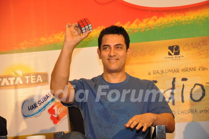 Aamir Khan meet Tata Tea-3 Idiots contest winners