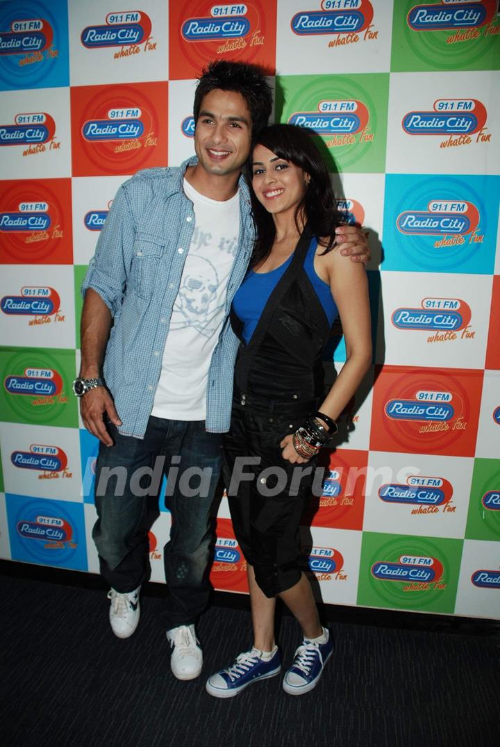 Bollywood actors Shahid Kapoor and Genelia D'' Souza at the promotional event of their upcoming movie &quot;Chance Pe Dance&quot; at Radio City 911 FM