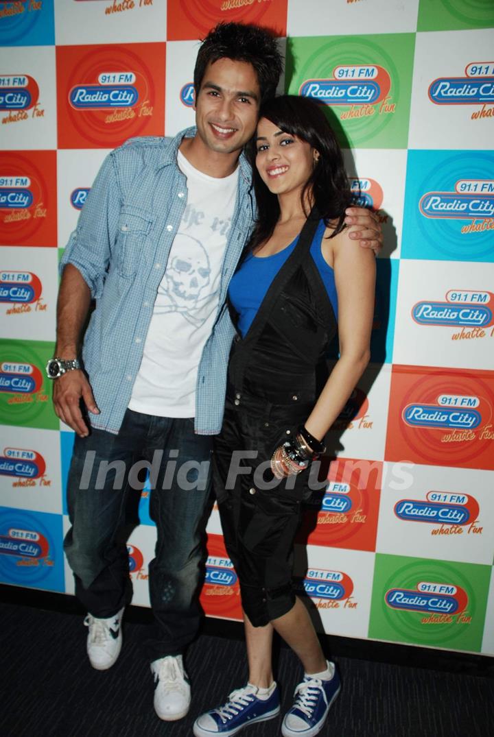 Bollywood actors Shahid Kapoor and Genelia D'' Souza at the promotional event of their upcoming movie &quot;Chance Pe Dance&quot; at Radio City 911 FM