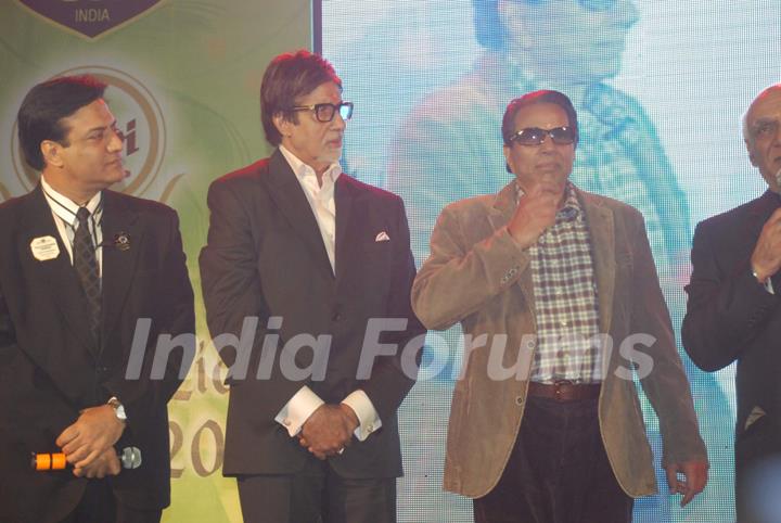 Mega star Amitabh Bachchan and Dharmendra at the press meet of &quot;Teen Patti&quot; at Cinemax in Mumbai