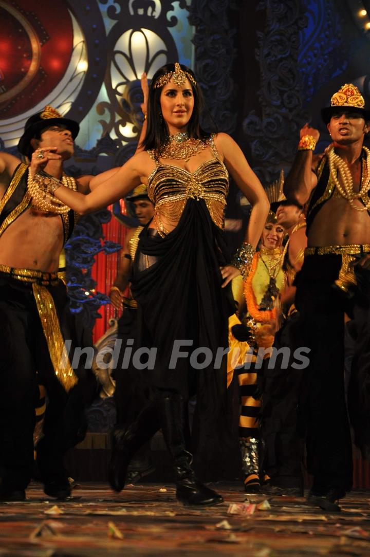 Katrina Kaif performs at Stardust Awards 2010 in Mumbai