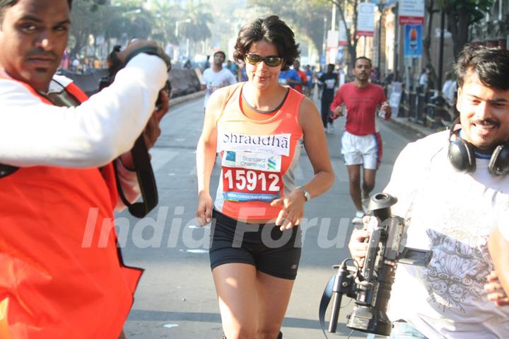 Bollywood actress Gul Panag at Marathon High Res in Mumbai