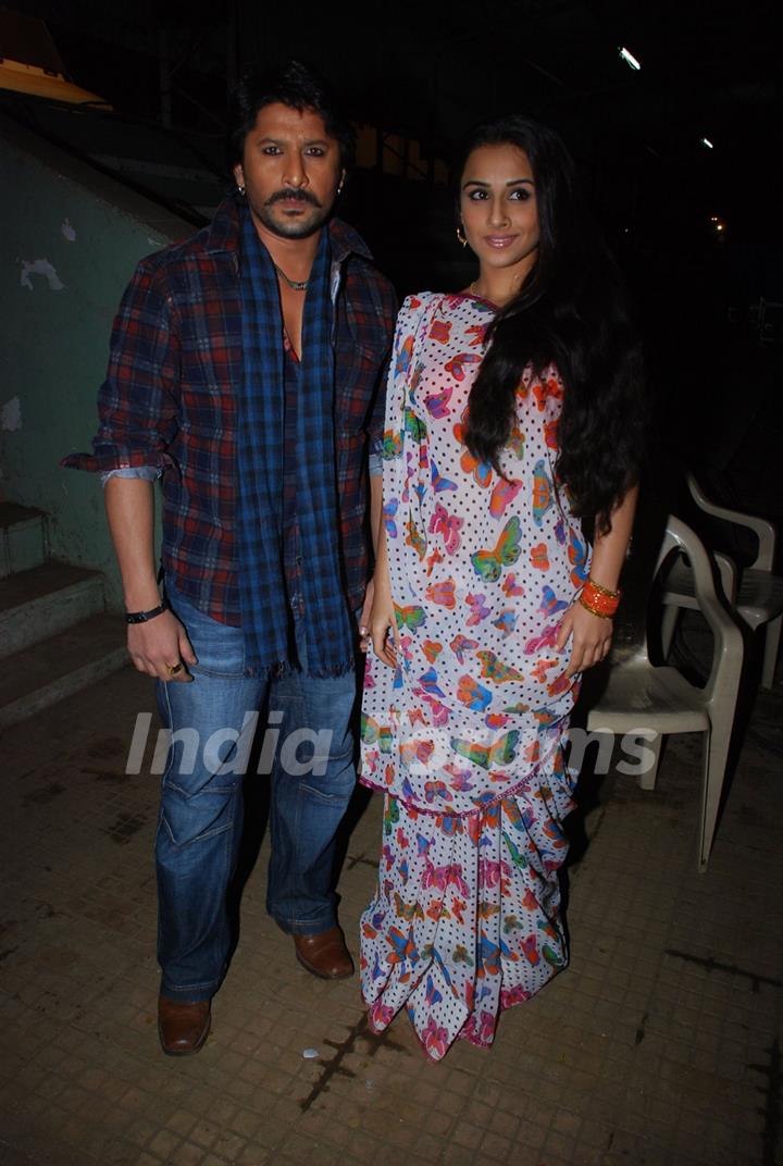 Arshad Warsi and Vidya Balan promote Ishqiya on Music ka Maha MUqabla at Chembur in Mumbai on Monday Evening