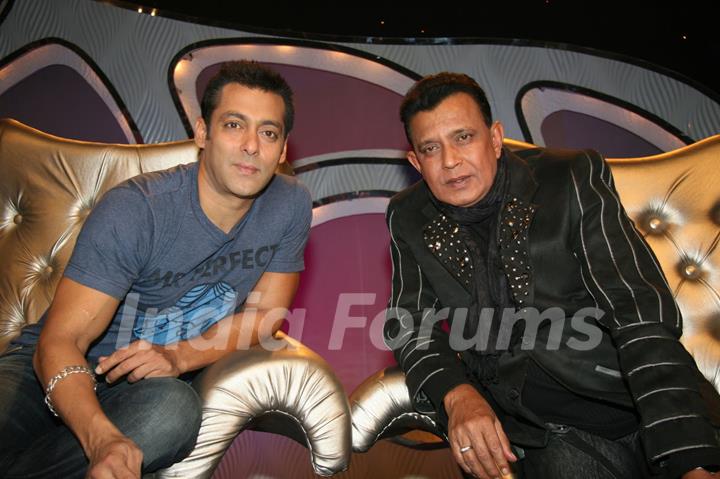 Salman Khan promotes ''Veer'' with Mithun Chakraborty on TV Show Dance India Dance at Famous Studio in Mumbai on Monday Afternoon