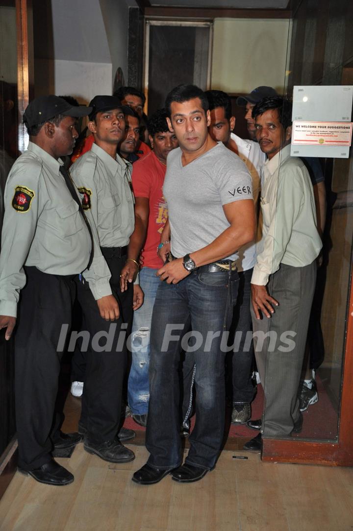 Bollywood actor Salman Khan at the promotional event of &quot;Gold''s Gym and Veer Strength Challenge&quot;