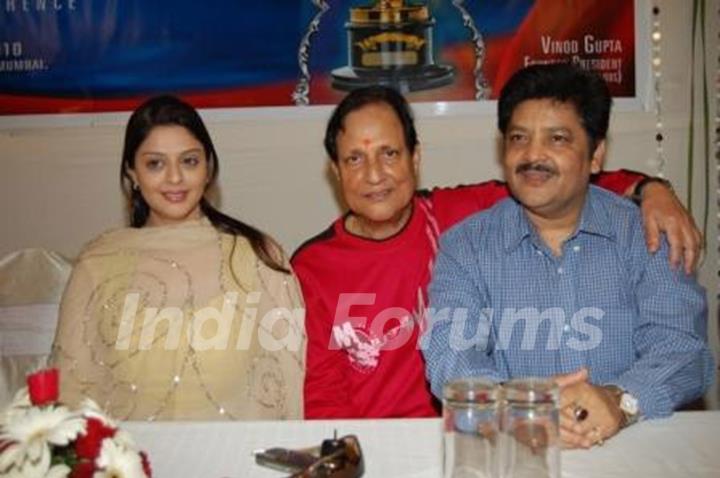 Udit Narayan and Naghma at 5th Bhojpuri Film Awards