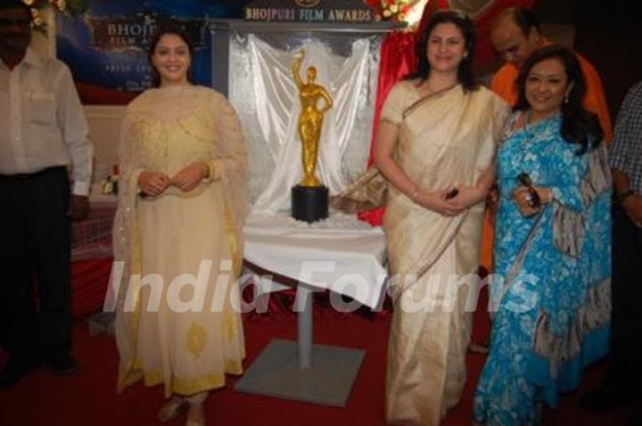 Naghma at 5th Bhojpuri Film Awards