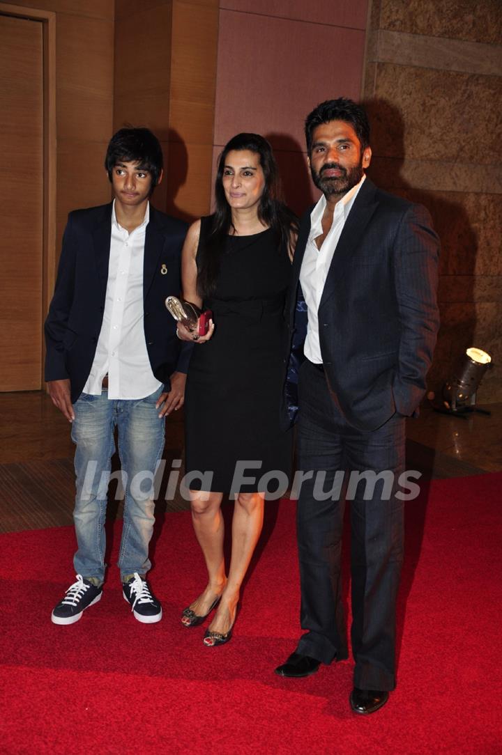 Sunil Shetty with his family at Ambani''s Big pictures bash at Grand Hyatt