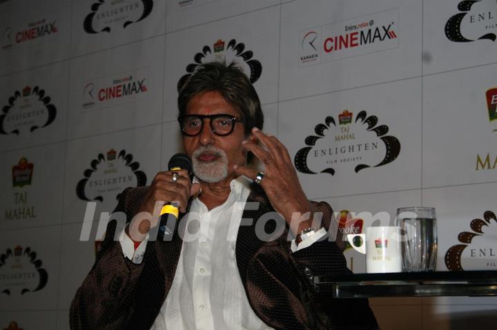 Amitabh Bachchan recieves Taj Tareef Award at Cinemax Mumbai