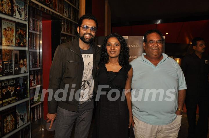 Abhay Deol, Tannishtha Chatterjee and Satish Kaushik at Road Movie Photo Exhibition at Phoenix Mill