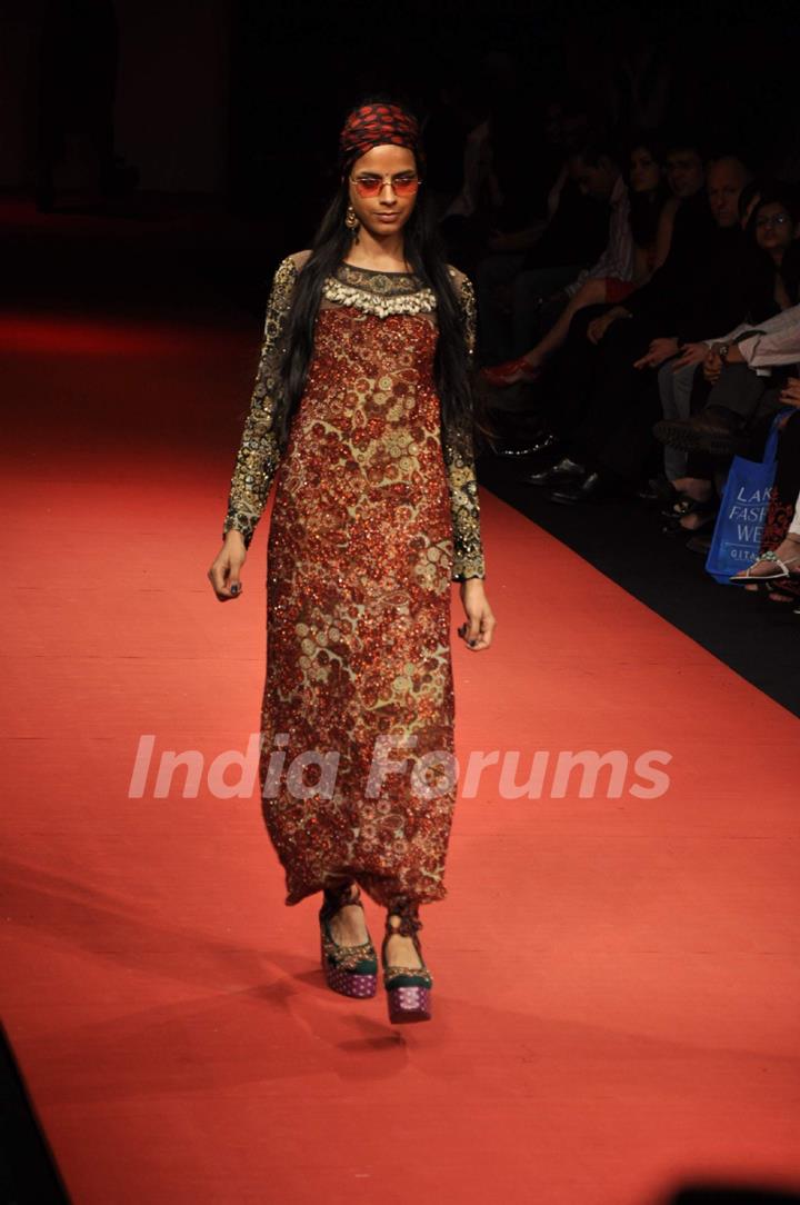 Model walk on the ramp for Sabyasachi Mukherjee at Lakme Fashion Week 2010