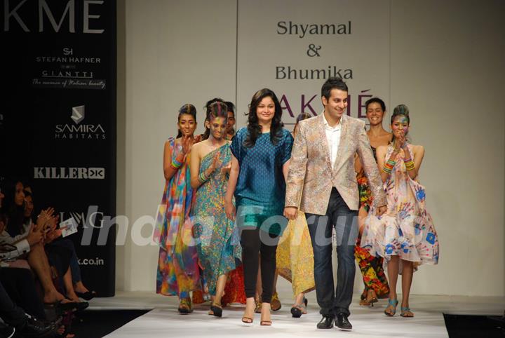 Shyamal Bhumika on the ramp at Lakme Fashion Week 2010