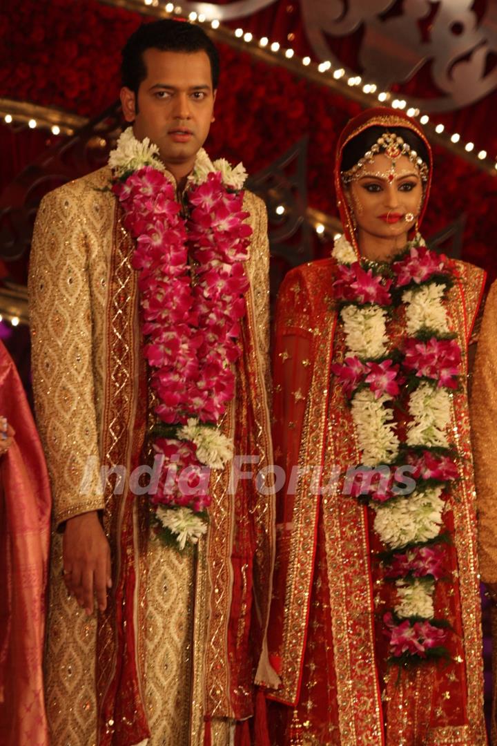 Rahul Mahajan selects and marries Dimpy Ganguly on national television Imagine