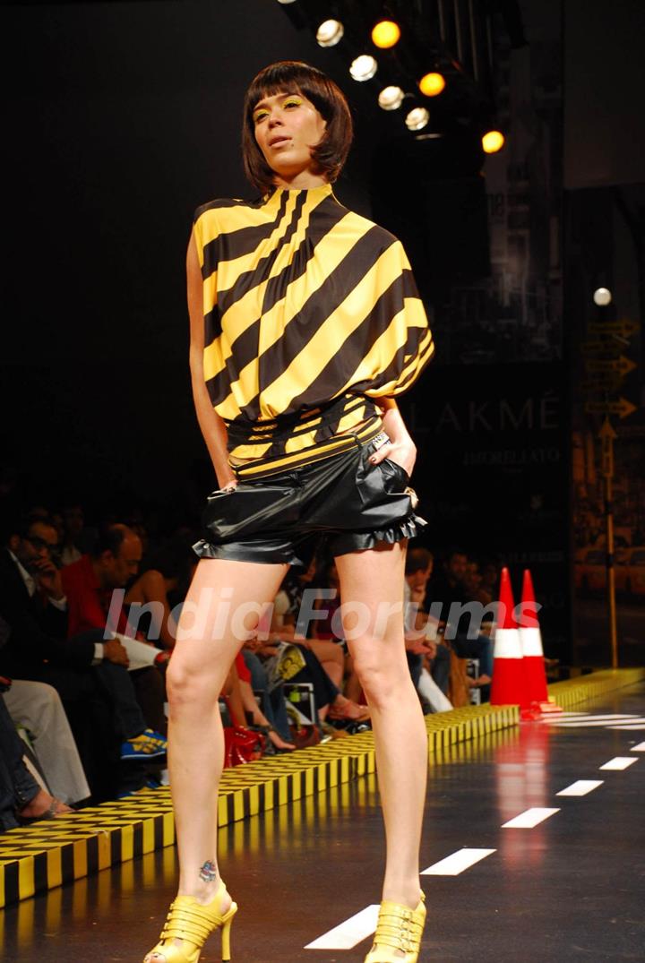 Model walks on the ramp for designer Shantanu Nikhil at Lakme Fashion Week 2010