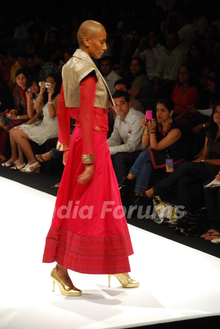 Model walks on the ramp for designer Vijay Balhara at Lakme Fashion Week 2010