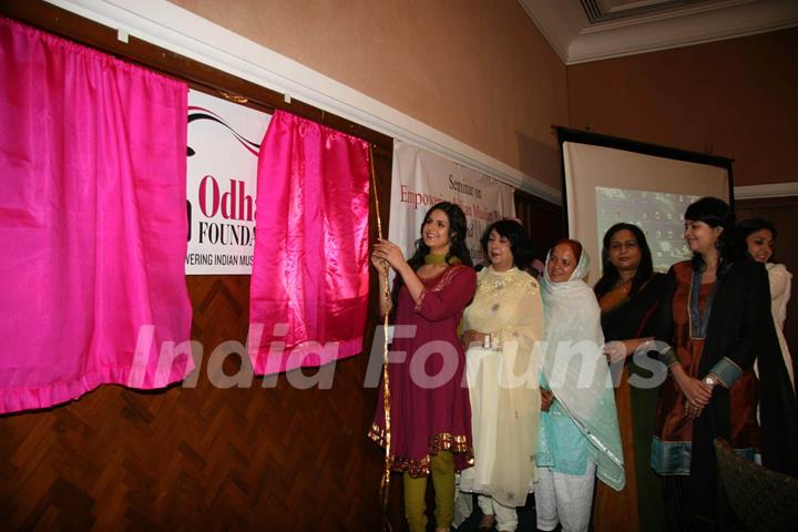 Zarine Khan at Muslim Women empowerment event organised by Odhani foundation