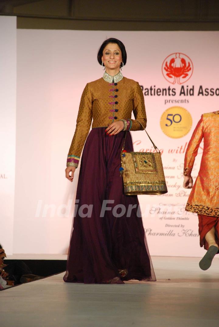 Shilpa Saklani at CPAA Shaina NC show presented by Pidilite at Lalit Hotel