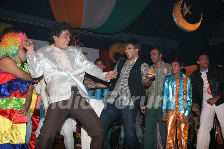 Vivek Oberoi at Vallabdas Dagra Indian Society children event, Bandra